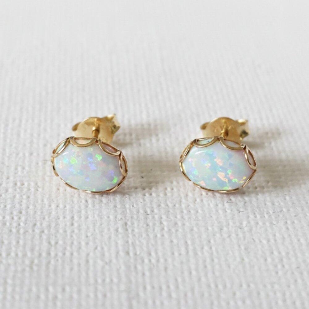 Solid 14K Gold White Fire Opal Stud Earrings ✨ Scalloped Basket 6x4mm